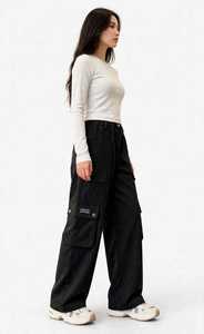 Pantalones Cargo Negros de Cintura Alta para Mujer, Corte Holgado, Pierna Ancha, con Múltiples Bolsillos - Product Image 6