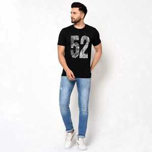 Camiseta Negra para Hombre con Estampado del Número 52, Cuello Redondo, Manga Corta, Estilo Casual, 100% Algodón, Transpirable, Corte Regular - Product Image 2