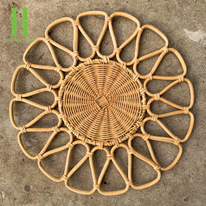 Sets de table tissés en rotin rond de vente chaude pour décor de table à manger napperons de ratan de noël napperons rustiques OEM du Vietnam - Product Image 2