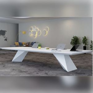 โต๊ะทำงานสำนักงานหรูหรา E0 HDHMR หน้าท็อปเคลือบ PU ขนาด 3000 มม. สำหรับพื้นที่ทำงานระดับมืออาชีพ พร้อมโต๊ะข้างในตัว - Product Image 6