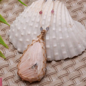 สร้อยคอจี้หินโรสควอตซ์ทำมือประดับลวดทอง ขายส่ง - Product Image 2