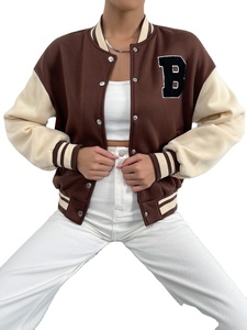 Chaqueta Varsity de Punto para Mujer, Diseño Nuevo, Corte Regular, para Invierno, de Alta Calidad, con Logotipo Personalizado Impreso, Transpirable - Product Image 4