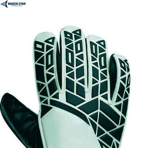 Gants de gardien de but de football avec logo personnalisé, paume en latex de 4 mm, adhérence forte, gants de gardien de but professionnels OEM - Product Image 4