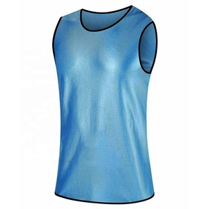 เสื้อกั๊กฝึกซ้อมฟุตบอลขายส่ง สีสันสดใส ปักโลโก้ตามสั่ง พร้อมชื่อผู้เล่นทีม - Product Image 3