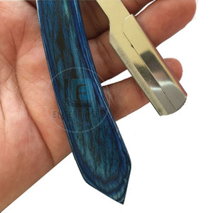 Rasoirs à raser droits en acier inoxydable et manche en bois les plus vendus - Emballage et logo personnalisables - Product Image 5