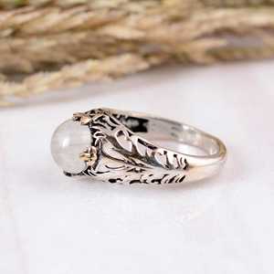 Anillo de Plata de Ley 925 Hecho a Mano con Piedra Lunar Arcoíris, Engaste de Bisel, Filigrana Vintage Oxidada, Anillo de Declaración para Fiesta - Product Image 3