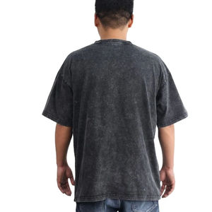 T-shirt unisexe vintage surdimensionné à manches courtes en coton épais 240 g/m² 100 % coton, délavé à l'acide, brodé, écologique et personnalisable - Product Image 2