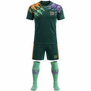 Uniformes de Fútbol Personalizados de Alto Rendimiento para Hombres y Jóvenes: Conjunto de Fútbol de Poliéster Interlock Transpirable de Secado Rápido - Product Image 1