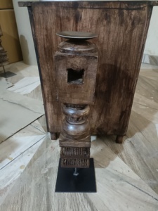 Portavelas de Madera Dorada Antigua Tallada a Mano de Tamaño Mediano con Base de Metal para Decoración del Hogar, Navidad, Personalizado - Product Image 3