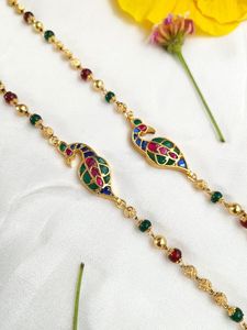 Hermoso Combo de Rakhi Kundan de Primera Calidad para Bhaiya y Bhabhi, Rakhi Kundan para Rakshabandhan, Combo de Rakhi de Perlas Tradicionales Indias - Product Image 3
