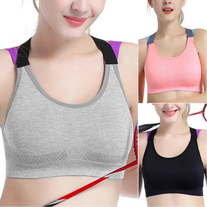 Sujetador deportivo rosa con cuello redondo, soporte medio, transpirable, top de yoga, diseño sin costuras, color sólido, de Run Apparel - Product Image 3