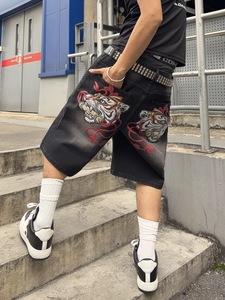 Men's Street Style Embroidered Tiger <b>Denim</b> Shorts Mid Waist Button Fly Canvas <b>Material</b> Anti-Wrinkle Breathable Windproof - Product Image 3