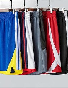 Serie Dominator: Paquete de 5 pantalones cortos de baloncesto multicolor de alto rendimiento para hombre con gráficos de contraste cinético. Pantalones cortos para hombre. - Product Image 2