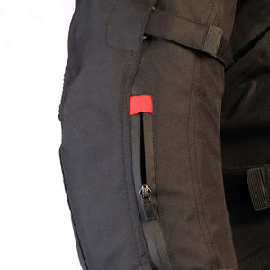 เสื้อแจ็คเก็ตมอเตอร์ครอสแบบกำหนดเองสำหรับผู้ชาย ผลิตจากโพลีเอสเตอร์ ทนทาน เหมาะสำหรับการแข่งขันออฟโรด ชุดทีมแข่ง รับผลิตแบบ OEM ODM พร้อมขนาดและโลโก้ตามสั่ง - Product Image 2