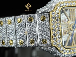 นาฬิกาควอตซ์หรูหรา Pahal Jewels สำหรับทุกเพศ ตัวเรือนสี่เหลี่ยม สแตนเลสสตีล หน้าปัดอะนาล็อกประดับโมอิสซาไนต์ คริสตัลแซฟไฟร์ ปุ่มกดแบบซ่อน - Product Image 4