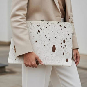 Housse pour ordinateur portable en cuir de vachette véritable, grande capacité, faite à la main, vintage, de luxe, LHNS-0008 - Product Image 1