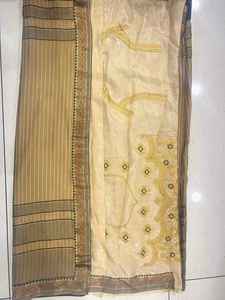 Sari de Seda Banarasi Pura de Diseñador de Moda, Ropa Étnica India de Lujo para Bodas y Fiestas, con Blusa con Bordado Tejido para Mujer - Product Image 6