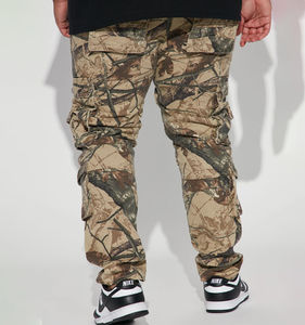 Pantalon cargo utilitaire imprimé sur mesure motif camouflage Real Tree avec poches, coupe droite, style jogger empilé pour homme - Product Image 5