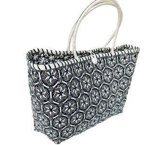 Sac en plastique tissé Vietnam Sac fourre-tout tissé Sac d'été Prix le moins cher - Product Image 1