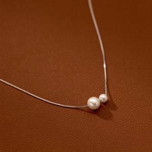 Collar Clásico Lulu Tong de Plata S925, Cadena de Clavícula de Lujo con Colgante de Perla de Agua Dulce, Cadena de Cuello Elegante con Luz Intensa - Product Image 3