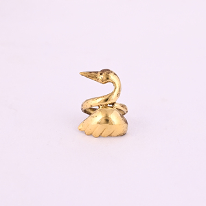 แหวนทองเหลืองรูปหงส์ชุบทองสำหรับผู้หญิง - Product Image 1