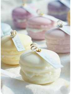 Velas Aromáticas de Cera de Soya Hechas a Mano, Ecológicas, con Forma de Macaron, Redondas y Lindas para Decoración del Hogar, Regalos de Navidad y Fiestas - Product Image 1