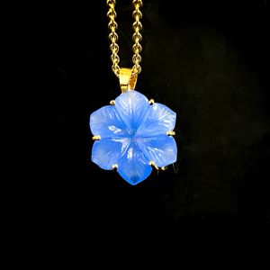 Colgante de Flor de Calcedonia Azul AAA, Collar de Flor de Cristal para Mujer, Colgante de Gema de Calcedonia Azul Tallado a Mano, Venta al por Mayor - Product Image 5