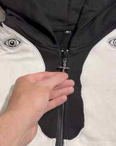 Sudaderas con capucha de peso pesado 500GSM con parche de bordado gráfico personalizado - Product Image 5