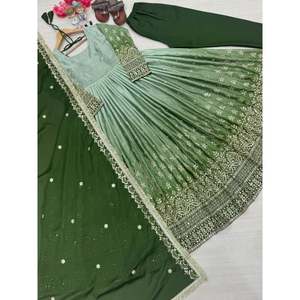 2XL Belle fête porter Anarkali robe Dupatta & bas ensemble élégant pour les occasions - Product Image 6