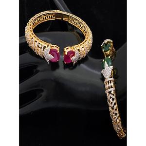 Bracelet élégant de qualité supérieure, finition or blanc, zircon, design tendance, ouverture frontale, pour femmes et filles, à porter en soirée - Product Image 1