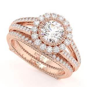 Bague de fiançailles et de mariage en or rose 14 carats avec halo de moissanite taille ronde et sangle fendue pour femme - Product Image 4