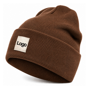 Bonnet en tricot unisexe avec revers rouge, bonnet d'hiver avec patch logo brodé, bonnets avec étiquettes et emballages personnalisés disponibles, OEM ODM - Product Image 4