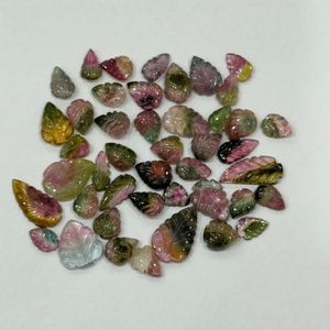 Magnifique tourmaline pastèque naturelle, sculptée à la main en forme de feuille florale, bicolore, taille libre, qualité AAA, provenance Madagascar, pierre précieuse en vrac. - Product Image 5