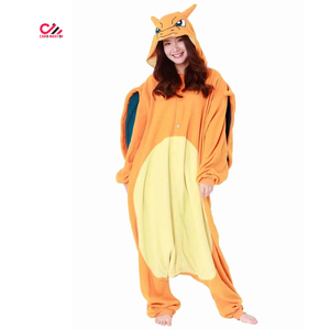Pyjama d'hiver doux et confortable à manches longues et fermeture éclair sur le devant, à pois, prix avantageux, CARE MASTER, en polaire pour femmes - Product Image 6