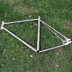 Rangka Sepeda Roda Gigi Tunggal Kustom Titanium 700C
