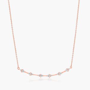 Collar de Barra Curva con Diamante Cultivado en Laboratorio de 0.33CT, Corte Brillante, Oro de 10KT con Baño de Rodio, Certificado IGI, Joyería Minimalista y Delicada - Product Image 1