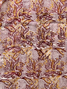 เสื้อเชิ้ตแขนยาวสีน้ำตาลคุณภาพเยี่ยม ผ้าฝ้าย 100% สำหรับผู้ชาย พิมพ์ลายดอกไม้ด้วยมือ งานดีไซน์ระดับพรีเมียม สไตล์ชาติพันธุ์ - Product Image 5