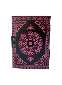 Diarios de cuero de pentagrama antiguo en relieve Vintage diario Luna libro de hechizos encantado hecho a mano Deckle Edge papel negro y rosa - Product Image 3