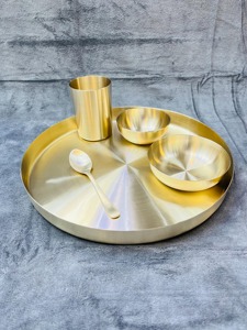 Service de table en laiton, ustensiles de cuisine, design martelé, vaisselle traditionnelle pour restaurant et mariage - Product Image 2