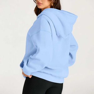 Sweat à capuche pour homme en coton 100% uni pour l'hiver avec poche, logo personnalisé, respirant et écologique, style décontracté - Product Image 3