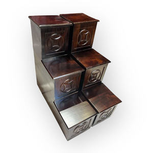 Un par de plataformas de tres niveles hechas de madera natural de Muong - Product Image 2