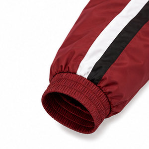 Veste coupe-vent pour homme en gros, légère, imperméable, pour course à pied, cyclisme, randonnée, usine de vêtements OEM ODM - Product Image 4