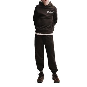 Sweat-shirt pour garçons de haute qualité avec impression de logo personnalisée, manches longues et poches kangourou, design tendance 2026 - Product Image 1