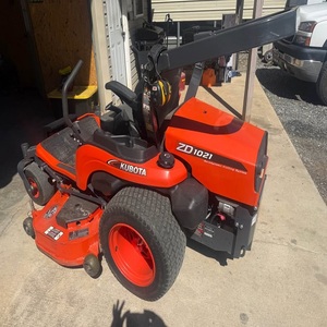 เครื่องตัดหญ้าแบบ Zero-Turn ยี่ห้อ Kubota รุ่น Zd1021 เครื่องยนต์ดีเซล ขนาดใบมีด 60 นิ้ว กำลัง 21.6 แรงม้า สำหรับเจ้าของบ้านและอุตสาหกรรม - Product Image 1