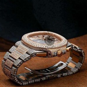 Reloj de Lujo con Diamantes, Analógico de Cuarzo, Caja Plateada con Moissanita, Cristal de Zafiro, Cierre Oculto, Correa de 28mm para Hombre, 24cm, Movimiento ETA, Resistente al Agua - Product Image 3