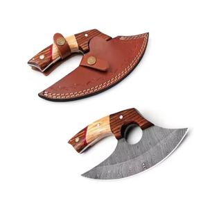 Cortador de Pizza de Acero de Damasco Hecho a Mano de Alta Calidad con Mango de Madera Personalizado y Funda de Cuero - Product Image 1