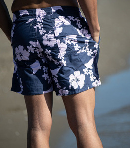 Short de bain micro-élastique pour homme, imprimé, taille mi-haute, avec cordon de serrage, séchage rapide, style décontracté, pour la plage, par sublimation - Product Image 2