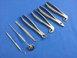 ชุดเครื่องมือผ่าตัดทางทันตกรรมคุณภาพพรีเมียม 7 ชิ้น ทำจากสแตนเลสสตีล ชุดอุปกรณ์ทันตแพทย์แบบใช้มือ ได้รับมาตรฐาน CE Class I ใช้ซ้ำได้ เหมาะสำหรับโรงพยาบาล - Product Image 3