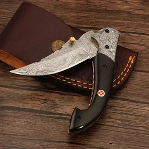 Couteau pliant Damas de qualité industrielle supérieure, manche en bois Pakka, lame droite à pointe tombante, étui en cuir, Pasha Enterprises - Product Image 1