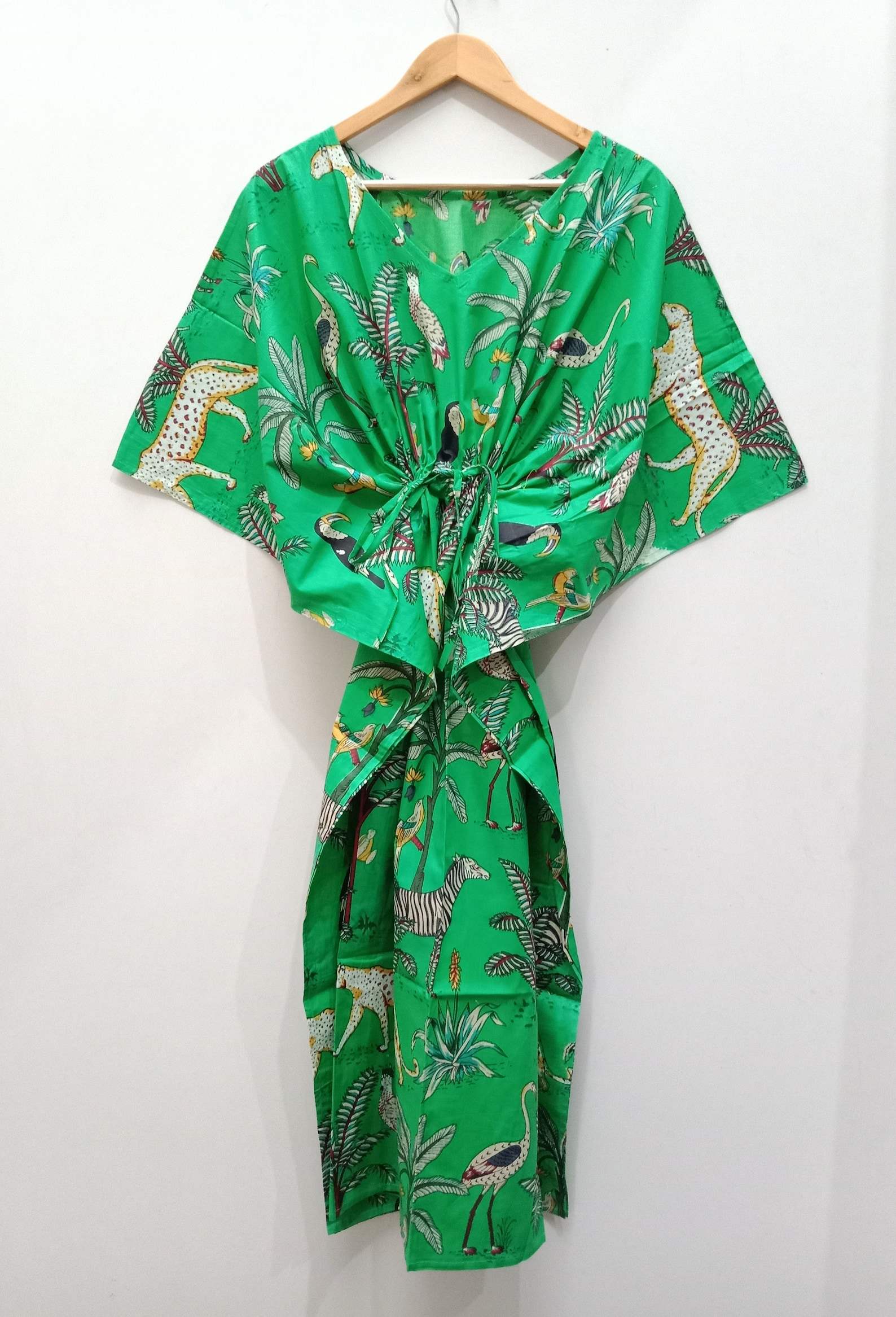 สีเขียว